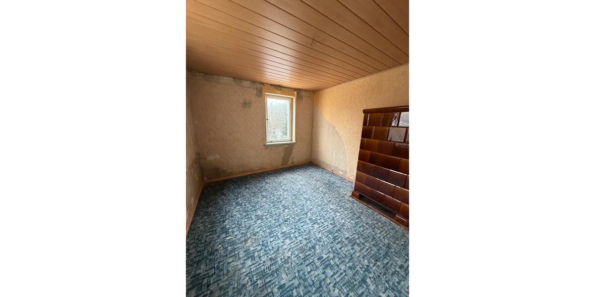 Einfamilienhaus Rositz - 8 Zimmer, 140 m&sup2;, 500&euro; | Angebot:24812820