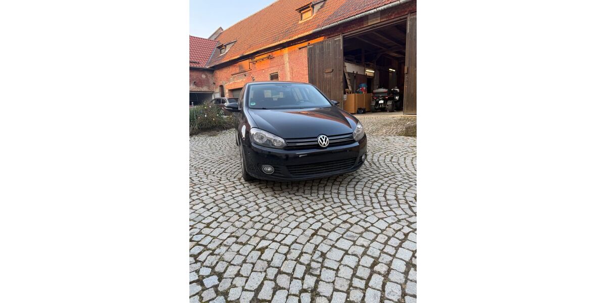 VW Golf 259.000 km 4.990 &euro; Schmiedehausen 99518