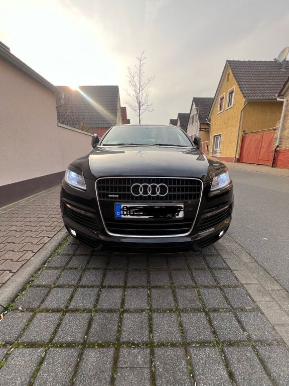 Q7
