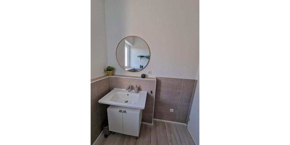 Moderne 2-Zimmer-EG Wohnung mit Terrasse und Garten in TBB 2 zimmer