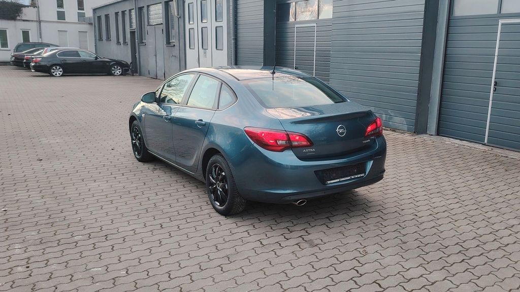 Opel Astra 220.000 km 2.900 &euro; Hallstadt 96103