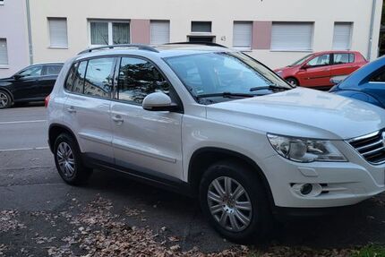 VW Tiguan 238.500 km 5.499 &euro; Stuttgart 70191