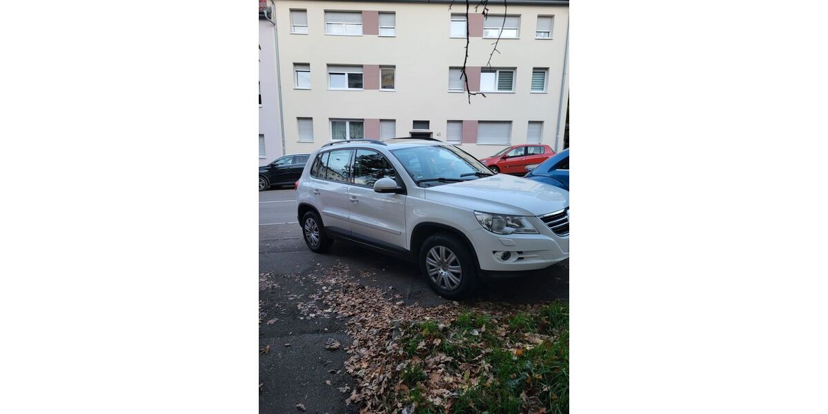 VW Tiguan 238.500 km 5.499 &euro; Stuttgart 70191