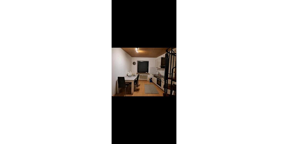 Maisonettenwohnung Saarbrücken - 3 Zimmer, 85 m&sup2;, 690&euro; | Angebot:26408967