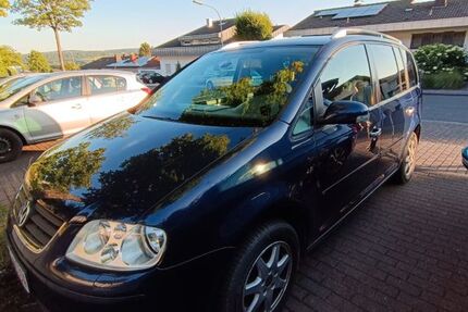 VW Touran 232.000 km 1.950 € Montabaur 56410