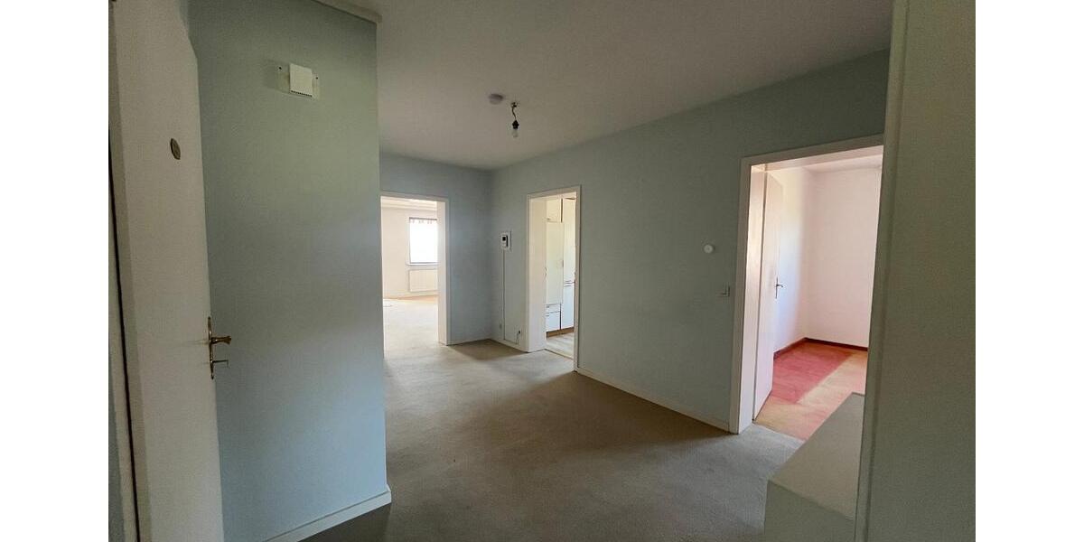 Etagenwohnung Göttingen Oststadt - 3 Zimmer, 92 m&sup2;, 300.000&euro; | Angebot:25273452