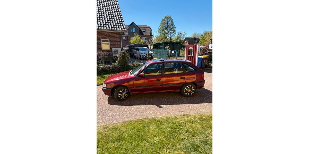 Opel Astra 159.000 km 950 &euro; Sülfeld 23867