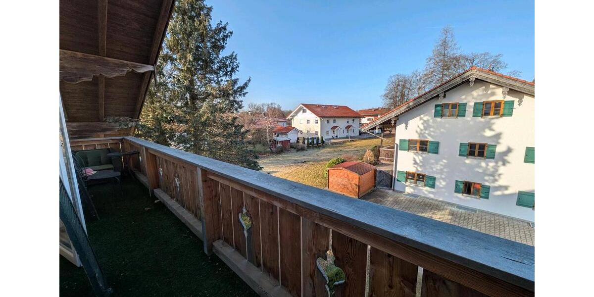 Dachgeschoßwohnung Holzkirchen - 2 Zimmer, 63 m&sup2;, 1.298&euro; | Angebot:25379773