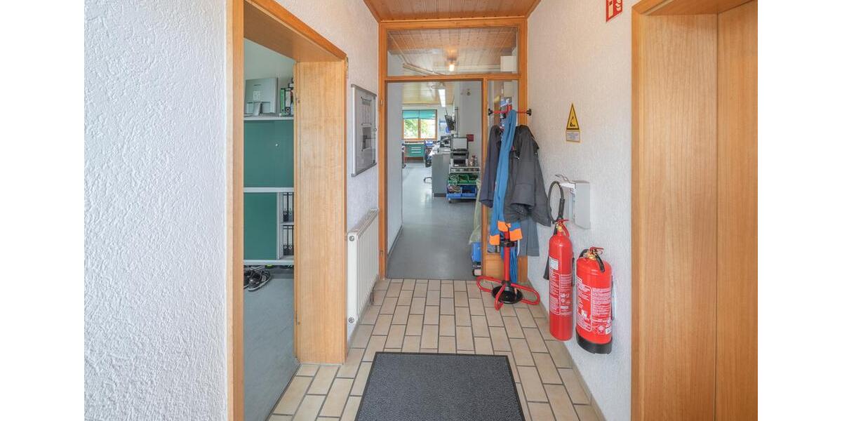 Gewerbeobjekt Villingen-Schwenningen Schwenningen - 1.400&euro; | Angebot:22041342