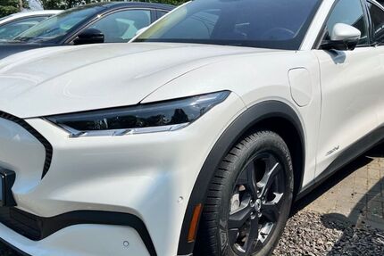 Ford Mustang Mach-E 18.900 km 39.900 &euro; Uelzen 29525