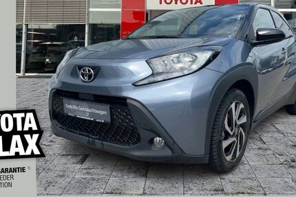 Toyota Aygo (X) 17.104 km 15.490 &euro; Dresden 01139