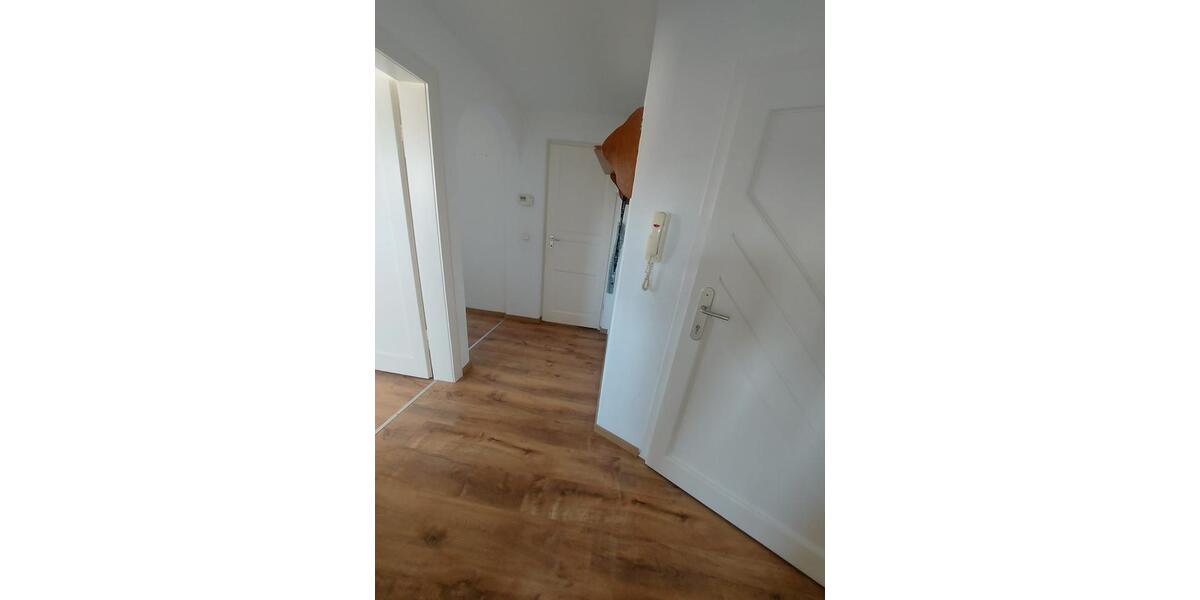 Dachgeschoßwohnung Heilbronn Kernstadt - 3 Zimmer, 60 m&sup2;, 215.000&euro; | Angebot:26223398