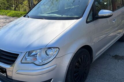 VW Touran 218.000 km 1.890 &euro; Bad Dürrheim 78073