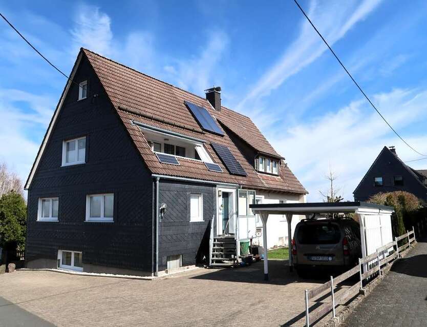 Haus zum Kaufen in Erndtebrück Leimstruth 270.000 € 174 m²