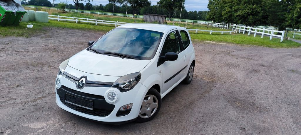 Renault Twingo 114.000 km 3.100 &euro; Schneverdingen 29640