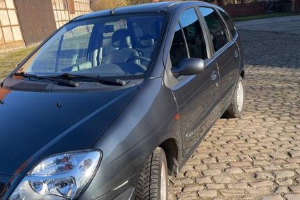 Renault Scenic 131.713 km 2.300 &euro; Cremlingen 38162