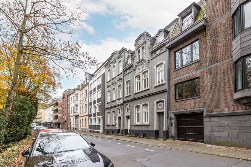 Haus zum Kaufen in Neuss 749.000 € 202 m²