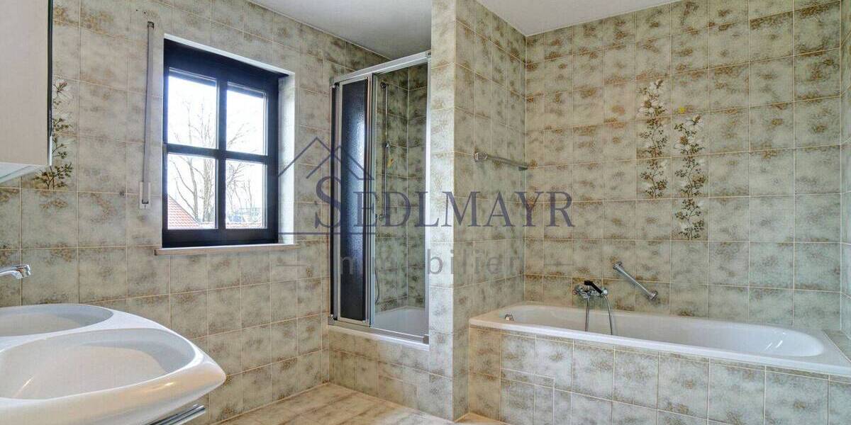 Reihenmittelhaus Eching - 6 Zimmer, 181 m&sup2;, 730.000&euro; | Angebot:25985196