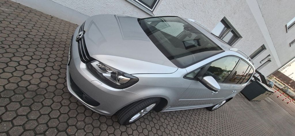 VW Touran 170.000 km 9.200 &euro; Lindau 88131