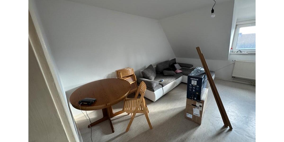 Dachgeschoßwohnung Witzenhausen - 3 Zimmer, 52 m&sup2;, 400&euro; | Angebot:26137293