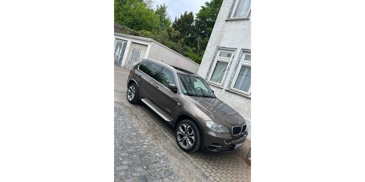 BMW X5 250.000 km 10.950 &euro; Hanau 63457