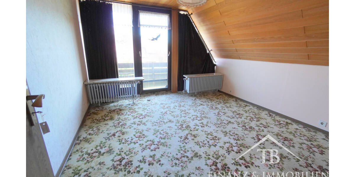 Einfamilienhaus Holtgast - 8 Zimmer, 180 m&sup2;, 260.000&euro; | Angebot:26787425