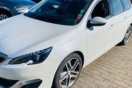 Peugeot 308 138.000 km 4.549 &euro; Donaueschingen 78166