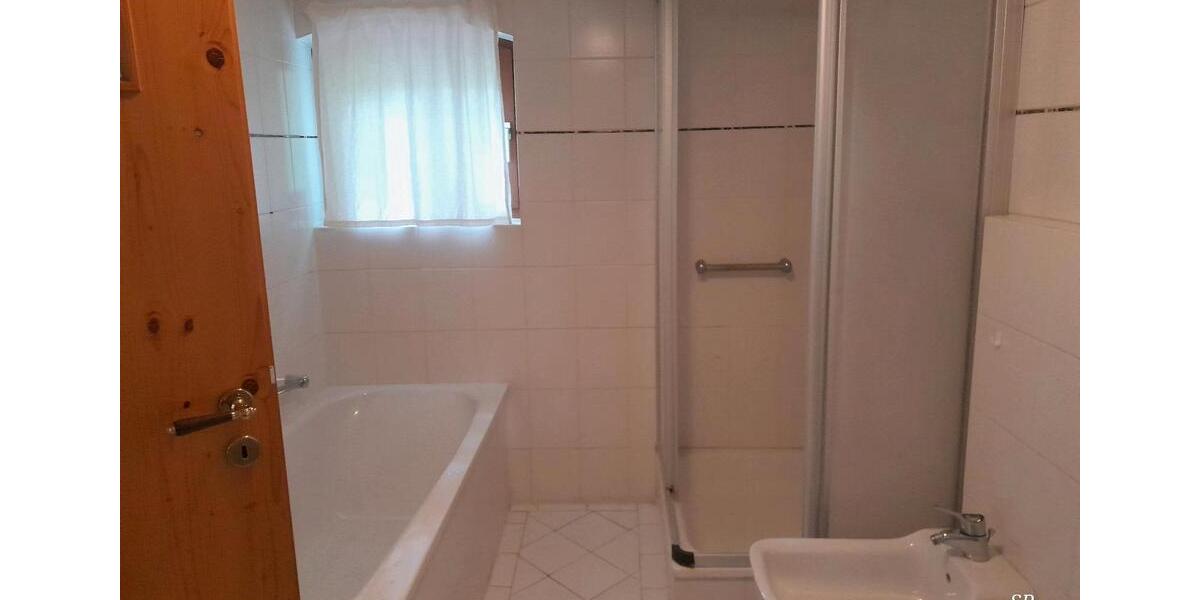 Einfamilienhaus Leopoldshöhe - 5 Zimmer, 140 m&sup2;, 350.000&euro; | Angebot:27126213