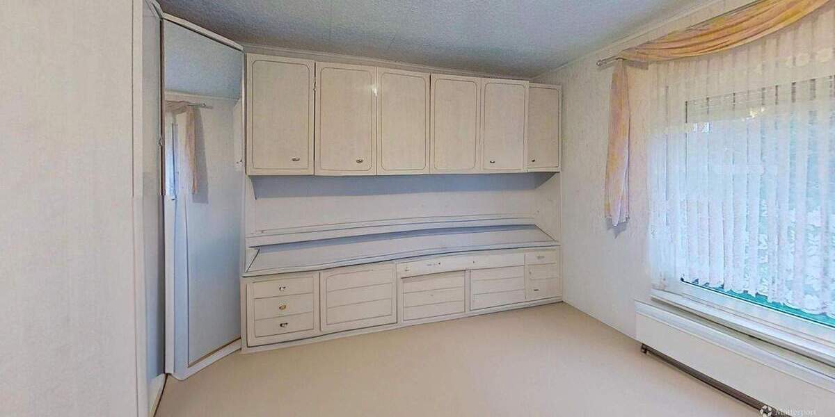 Etagenwohnung Tangerhütte - 5 Zimmer, 105 m&sup2;, 59.000&euro; | Angebot:25726047