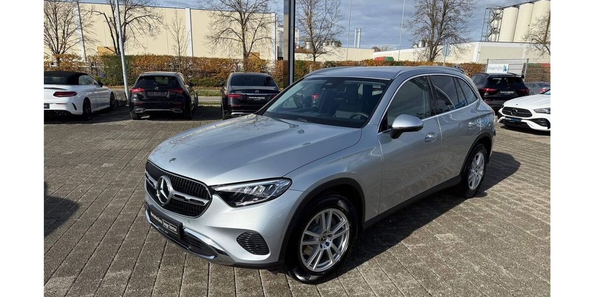 Mercedes-Benz GLC 220 6.578 km 51.389 &euro; Erding 85435