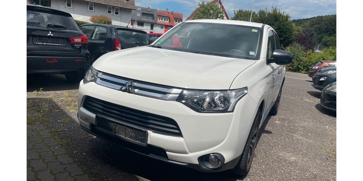 Mitsubishi Outlander 150.000 km 8.000 &euro; Leidersbach/Volkersbrunn 63849