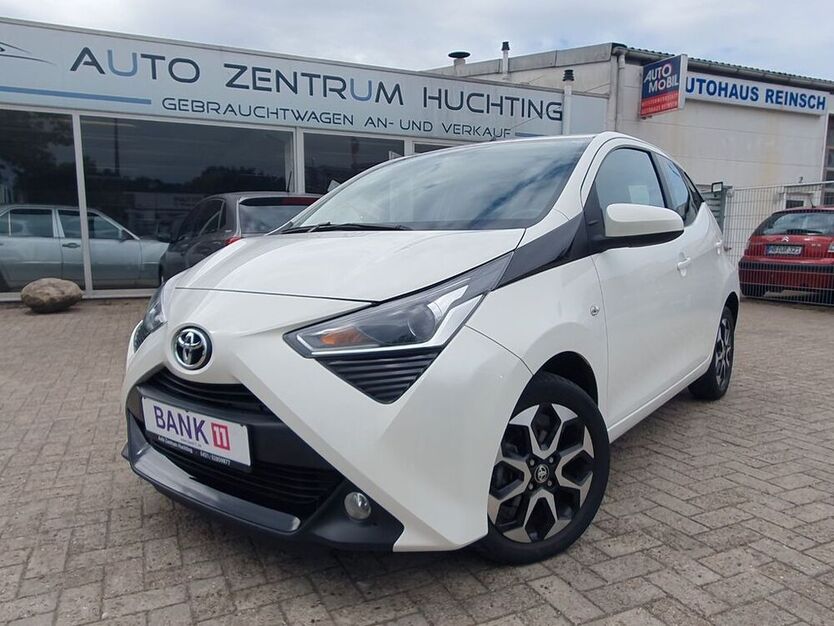 Aygo (X)