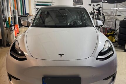 Tesla Model Y 28.500 km 38.500 &euro; Bad Neuenahr-Ahrweiler 53474