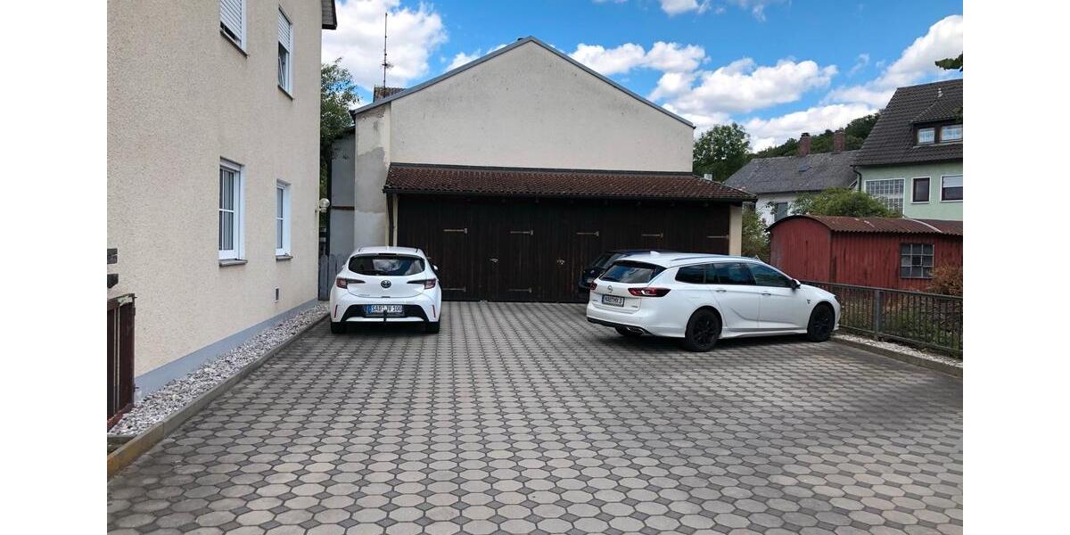 Dachgeschoßwohnung Schwandorf - 2 Zimmer, 65 m&sup2;, 698&euro; | Angebot:26403648