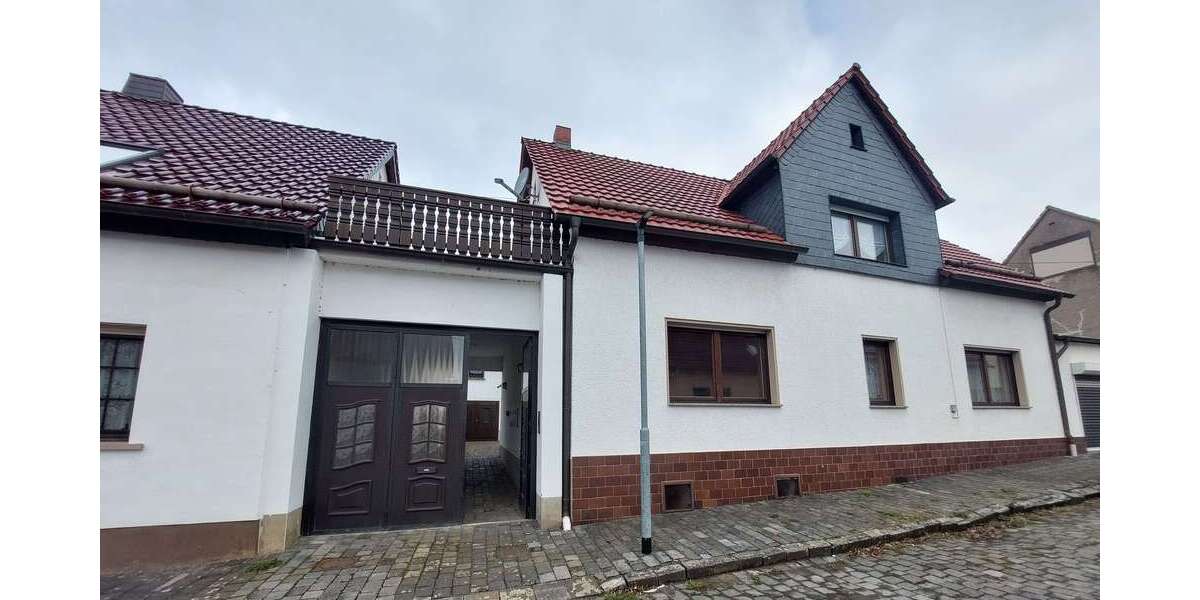 Einfamilienhaus Helbra - 8 Zimmer, 170 m&sup2;, 159.000&euro; | Angebot:26035283