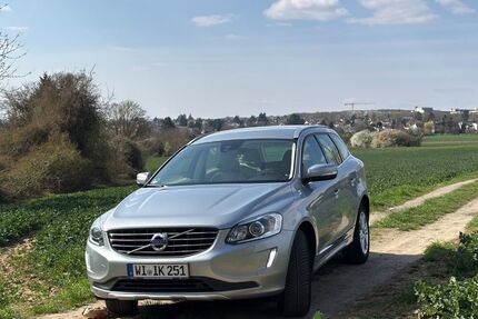 Volvo XC60 136.000 km 17.999 &euro; Wiesbaden 65199