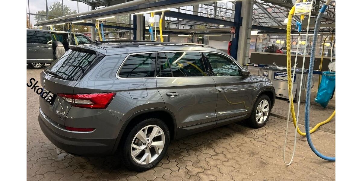 Skoda Kodiaq 120.000 km 22.999 &euro; Zeven 27404