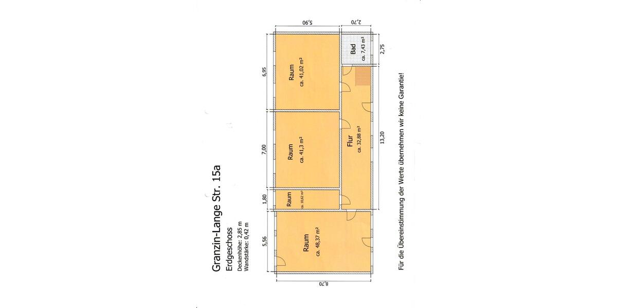 Einfamilienhaus Lübz - 8 Zimmer, 250 m&sup2;, 77.500&euro; | Angebot:26986407