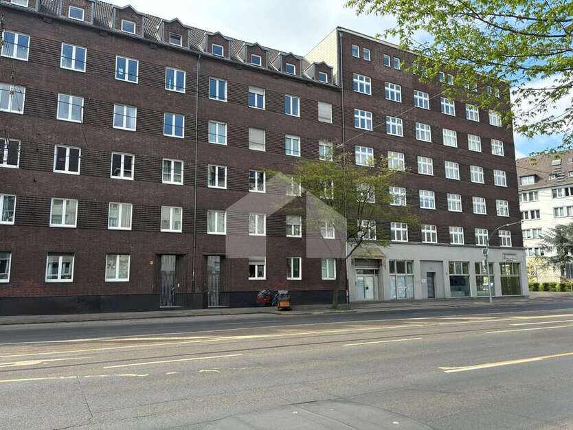 Wohnung zum Kaufen in Düsseldorf 399.000 € 119 m²