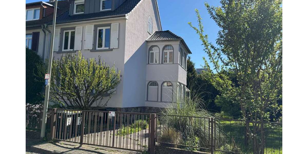 Einfamilienhaus Frankfurt am Main Praunheim - 5 Zimmer, 140 m&sup2;, 2.490&euro; | Angebot:26438186