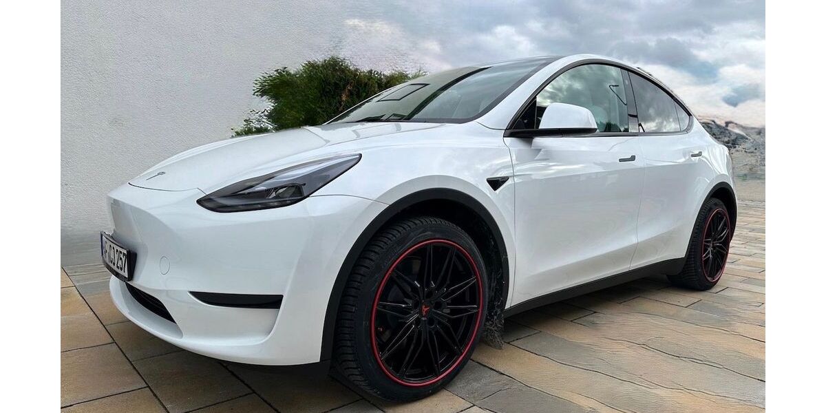 Tesla Model Y 33.400 km 36.900 &euro; Vohburg 85088