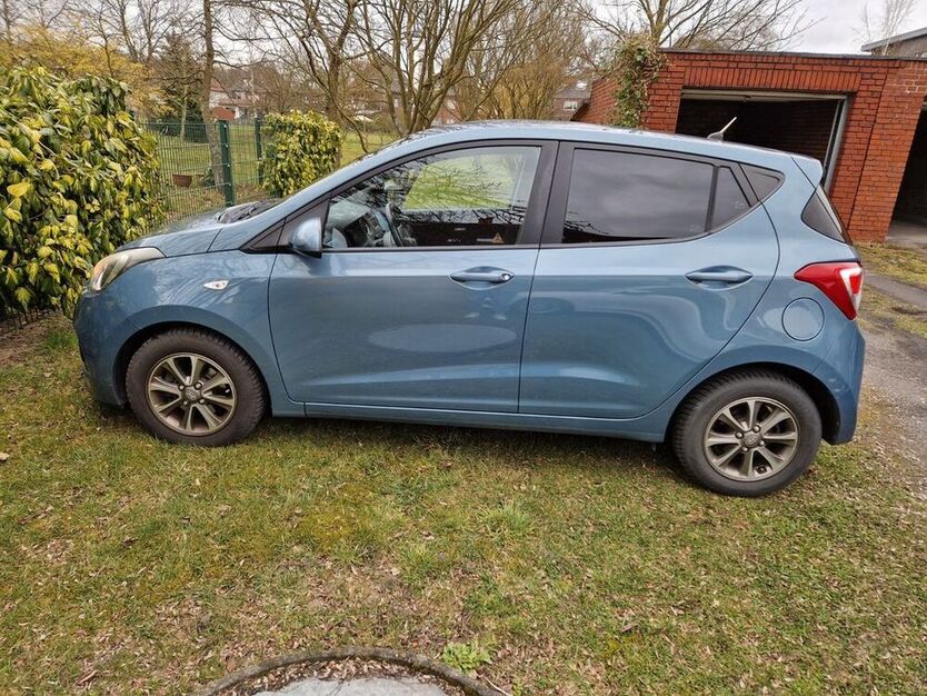 i10