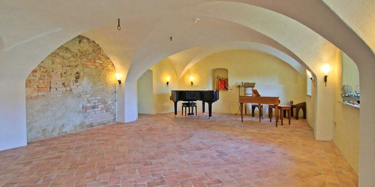 Einfamilienhaus Vierkirchen OT Arnsdorf Arnsdorf - 10 Zimmer, 475 m&sup2;, 399.000&euro; | Angebot:19683593