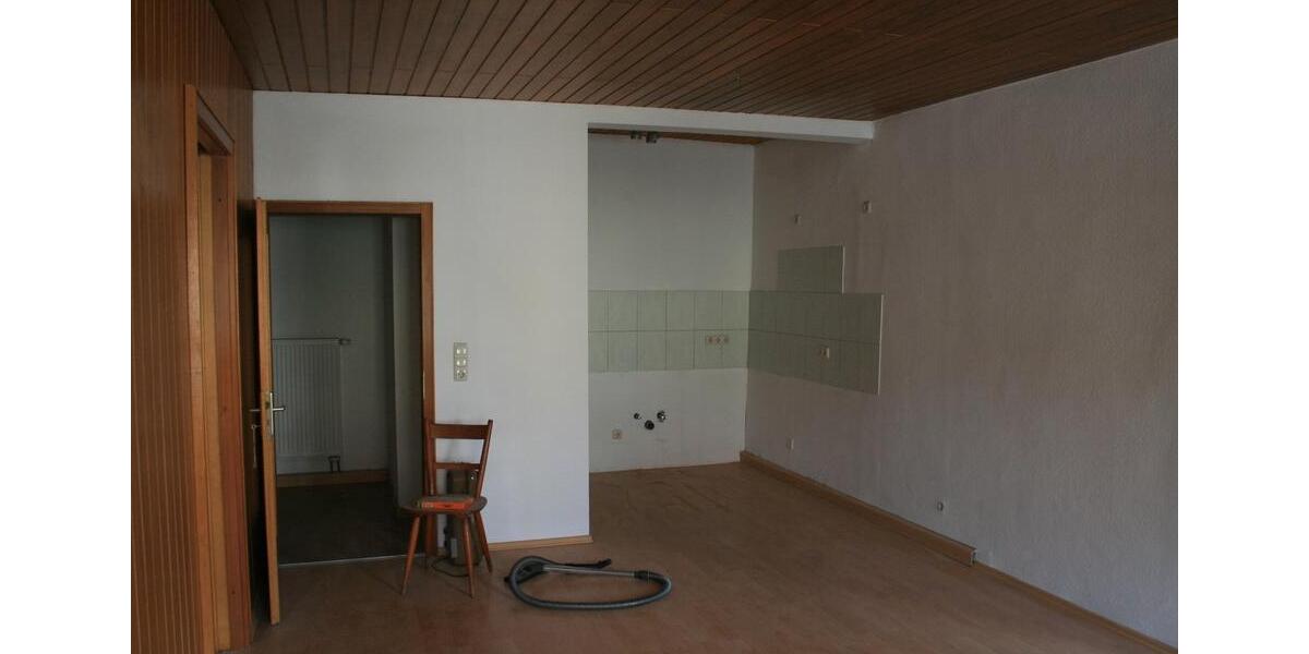 Einfamilienhaus Reisbach Englmannsberg - 8 Zimmer, 300 m&sup2;, 3.000&euro; | Angebot:26383330