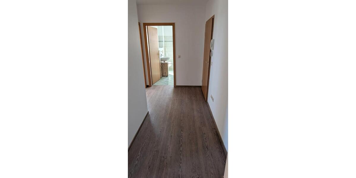 Etagenwohnung Pasewalk - 2 Zimmer, 75 m&sup2;, 600&euro; | Angebot:26292035