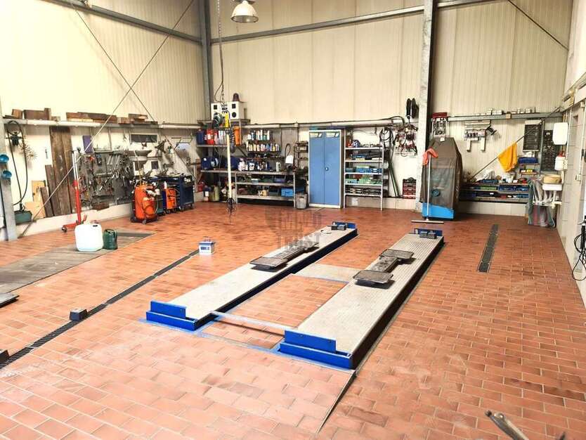 Halle in Rieneck Dürrhof 449.000 € 300 m²