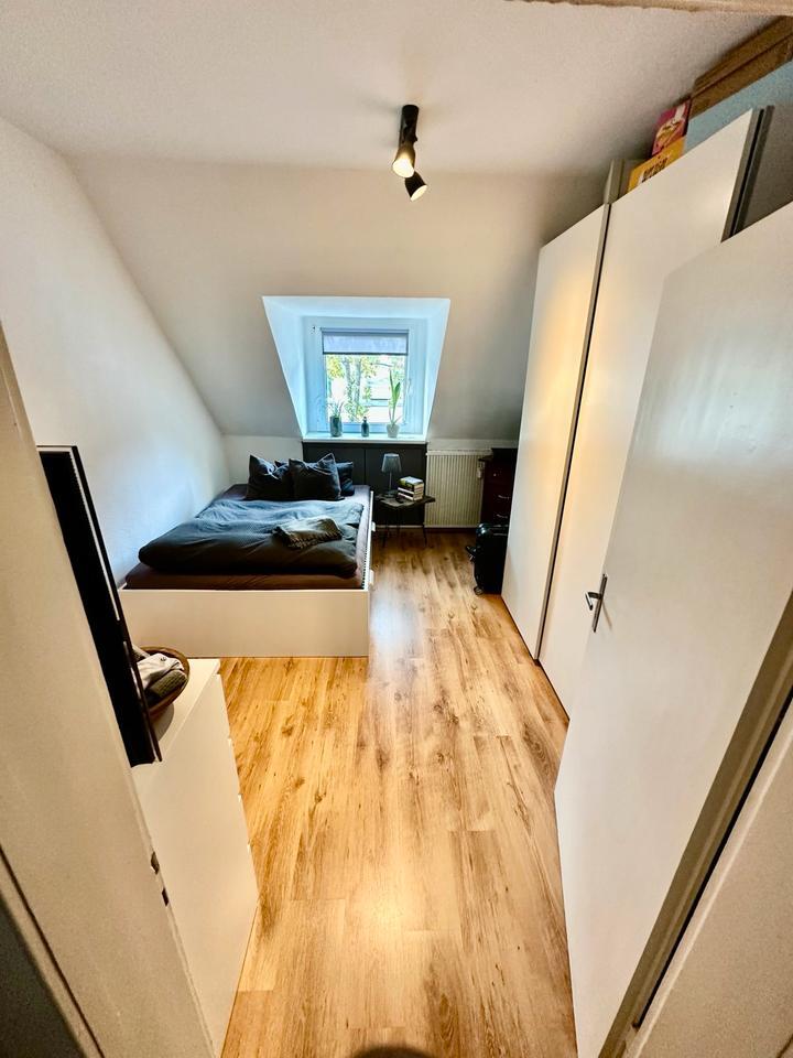 2,5 Zimmer Wohnung im DG ab 01.02.2026 zu Vermieten! zimmer