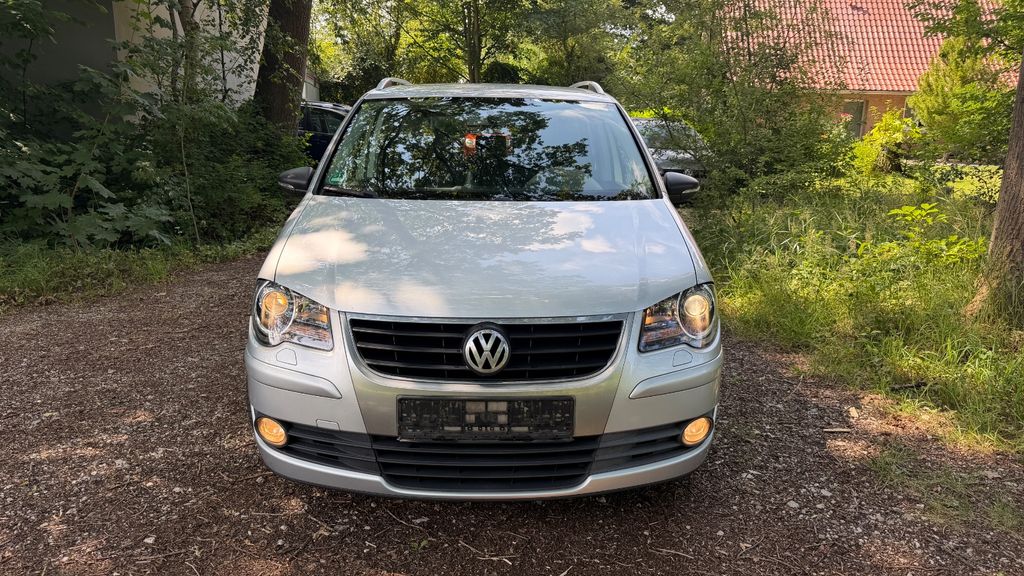 VW Touran 290.440 km 2.999 &euro; Rotenburg Wümme 27356