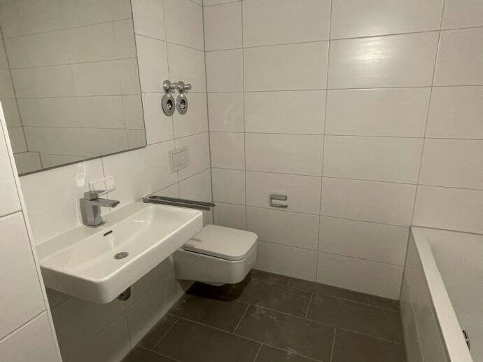 3-Zi.-Whg. mit Dachterrasse und Einbauküche B15 3 zimmer