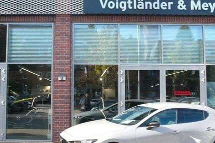 Mazda 3 2.500 km 26.985 &euro; Hamburg 22049